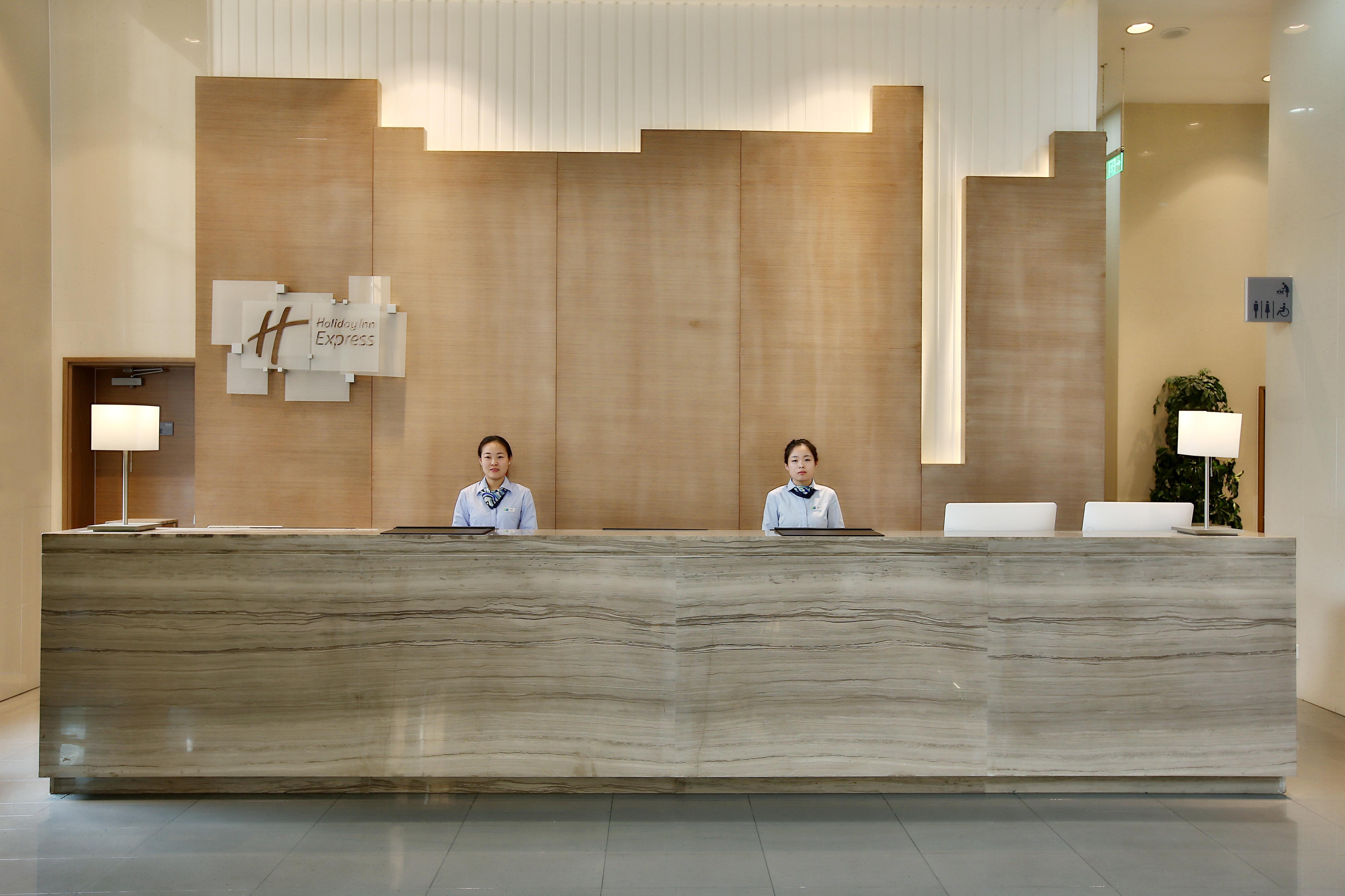 Holiday Inn Express Langfang Park View By Ihg Exterior foto
